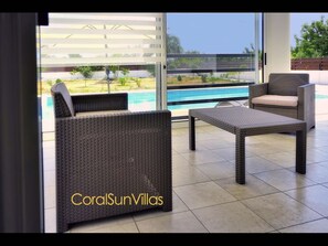 Villa, 3 Bedrooms, Smoking, Private Pool | Interior
