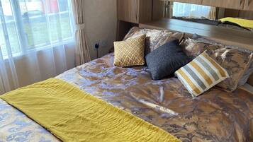 Chalet, 2 Bedrooms, Balcony, Garden View | 2 bedrooms