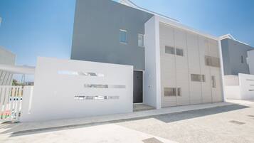 Villa, 3 Bedrooms, Private Pool, Garden View | Exterior