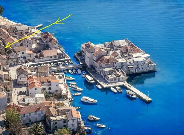 House, 2 Bedrooms, Terrace, City View | Marina