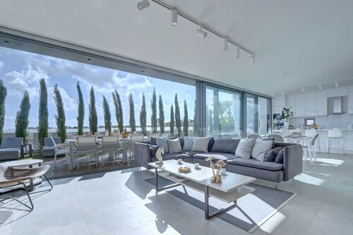 Protaras Holiday Villa Wp8