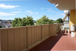 Appartamento, 1 camera da letto, balcone, vista città | Balcone