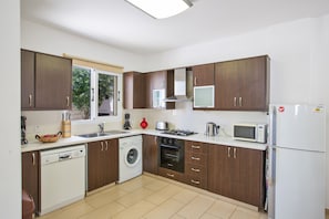 Villa, 3 habitaciones, piscina privada, vistas al jardín | Interior