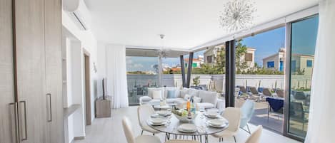 Villa, 3 chambres, piscine privée, vue sur le jardin | Restauration en plein air