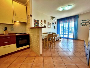 Appartamento, 1 camera da letto, balcone | Interni