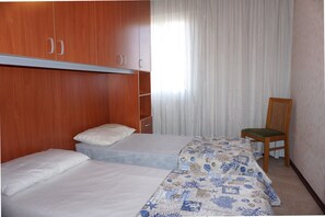 Appartamento, 2 camere da letto, balcone | 3 camere
