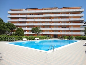 Appartement, 1 chambre, balcon, vue sur la piscine | Extérieur