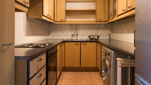 Fridge, microwave - Two Bedroom Loft in City Centre (Cape Town)