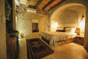 Deluxe-Suite | 1 Schlafzimmer, italienische Bettbezüge von Frette