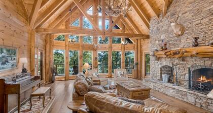 Luxurious Log Cabin on Kerr Scott Lake