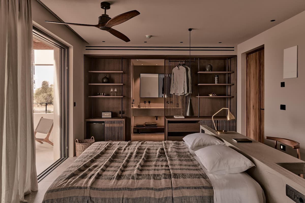 Grand Junior Suite | 1 bedroom, premium bedding, down comforters, memory foam beds