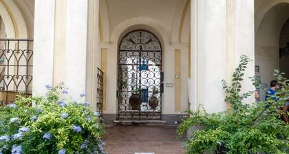 Qasar Luxury Suite in Capri's Piazzetta