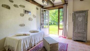 1 slaapkamer, reisbedje, beddengoed