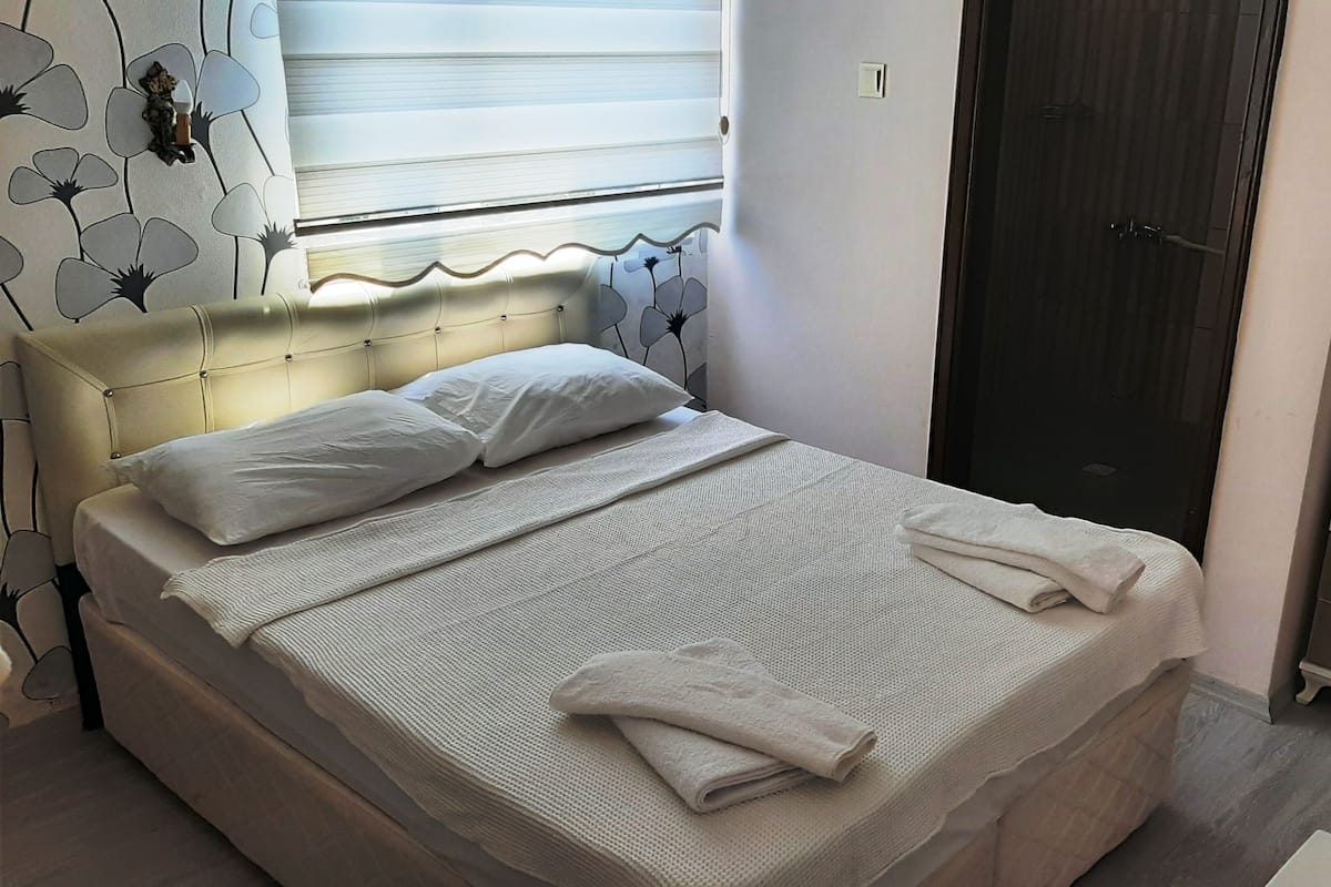 Habitación individual estándar | Wifi gratis y ropa de cama