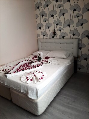 Chambre simple Standard | Accès au Wi-Fi (inclus), literie fournie