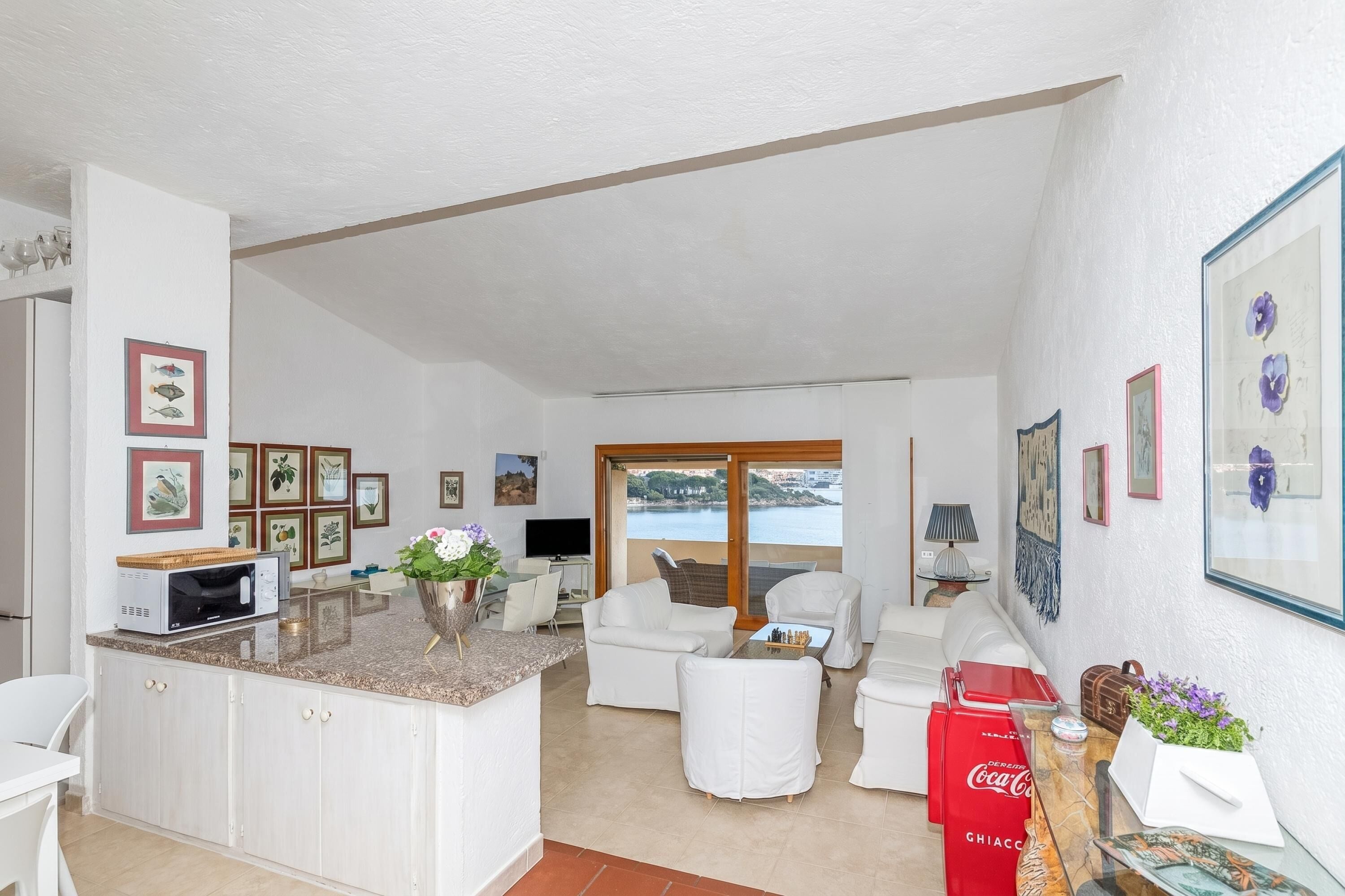 Villa Familiale, plusieurs chambres, 2 salles de bains, vue mer (Villa Oleandri 50m From Seashore) | Intérieur
