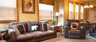 Family Mountain Condo, Near Grand Targhee + Driggs