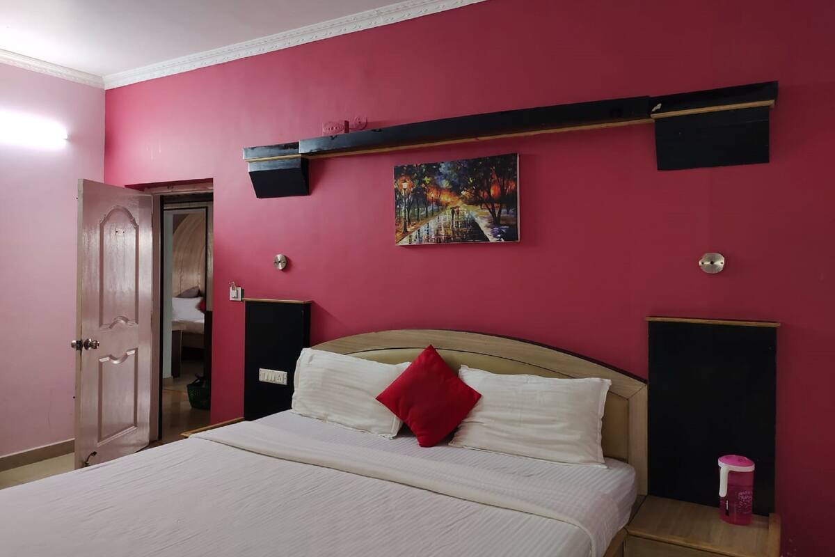 Habitación doble | Ropa de cama de alta calidad, escritorio, wifi gratis y ropa de cama
