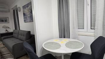 Apartament (Premium Apartment with Balcony) | Interior