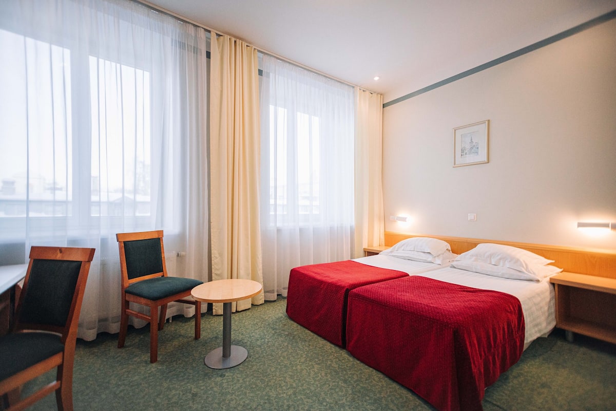 Standard Double Room | 1 bedroom, minibar, desk, laptop workspace