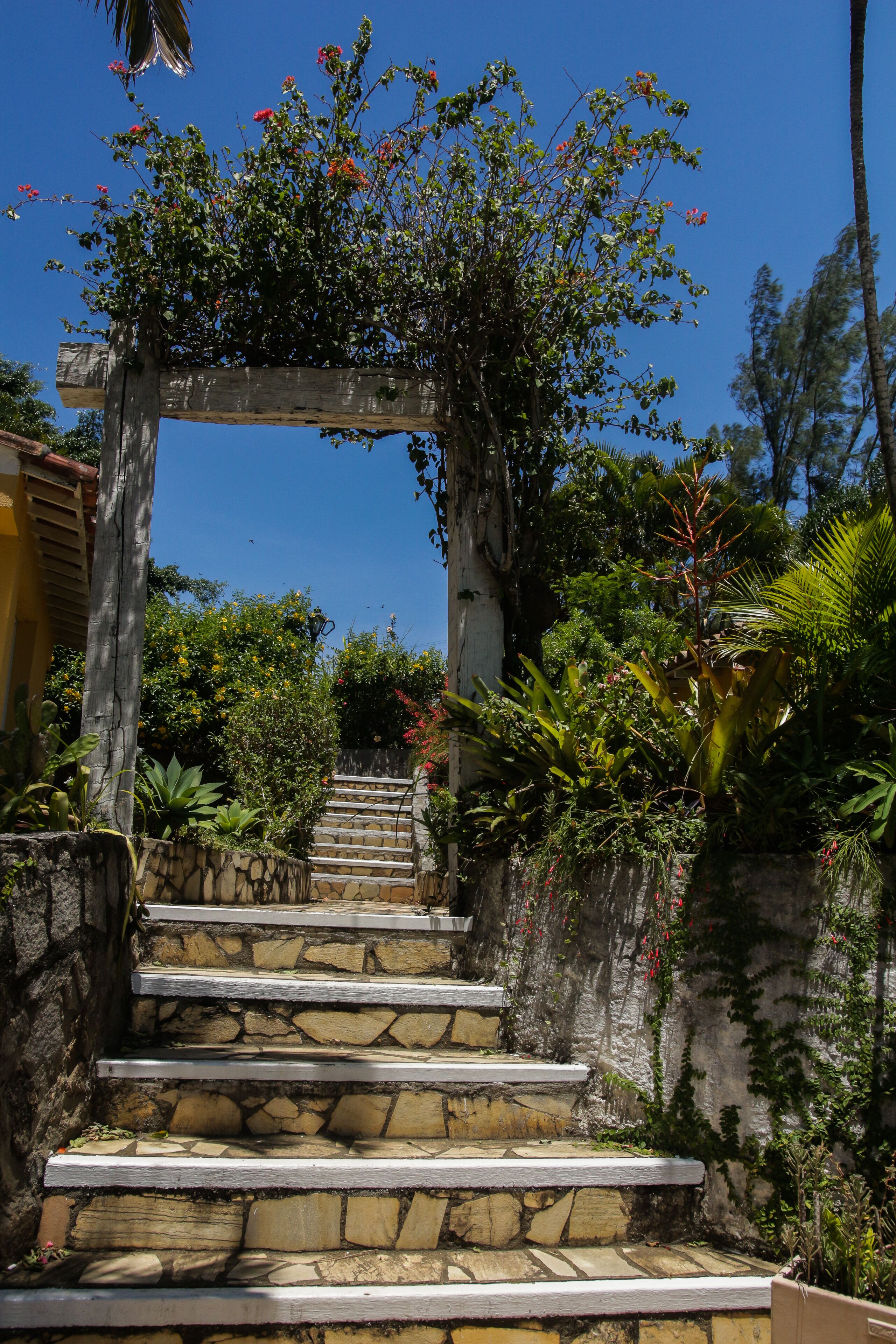 32-inch Smart TV with digital channels