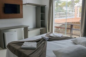Minibar, blackout curtains, soundproofing, free WiFi - Taruma Buzios Hotel (Búzios)
