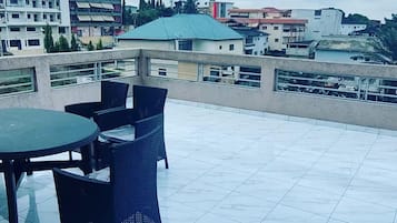 Panoramic Studio Suite | Terrace/patio
