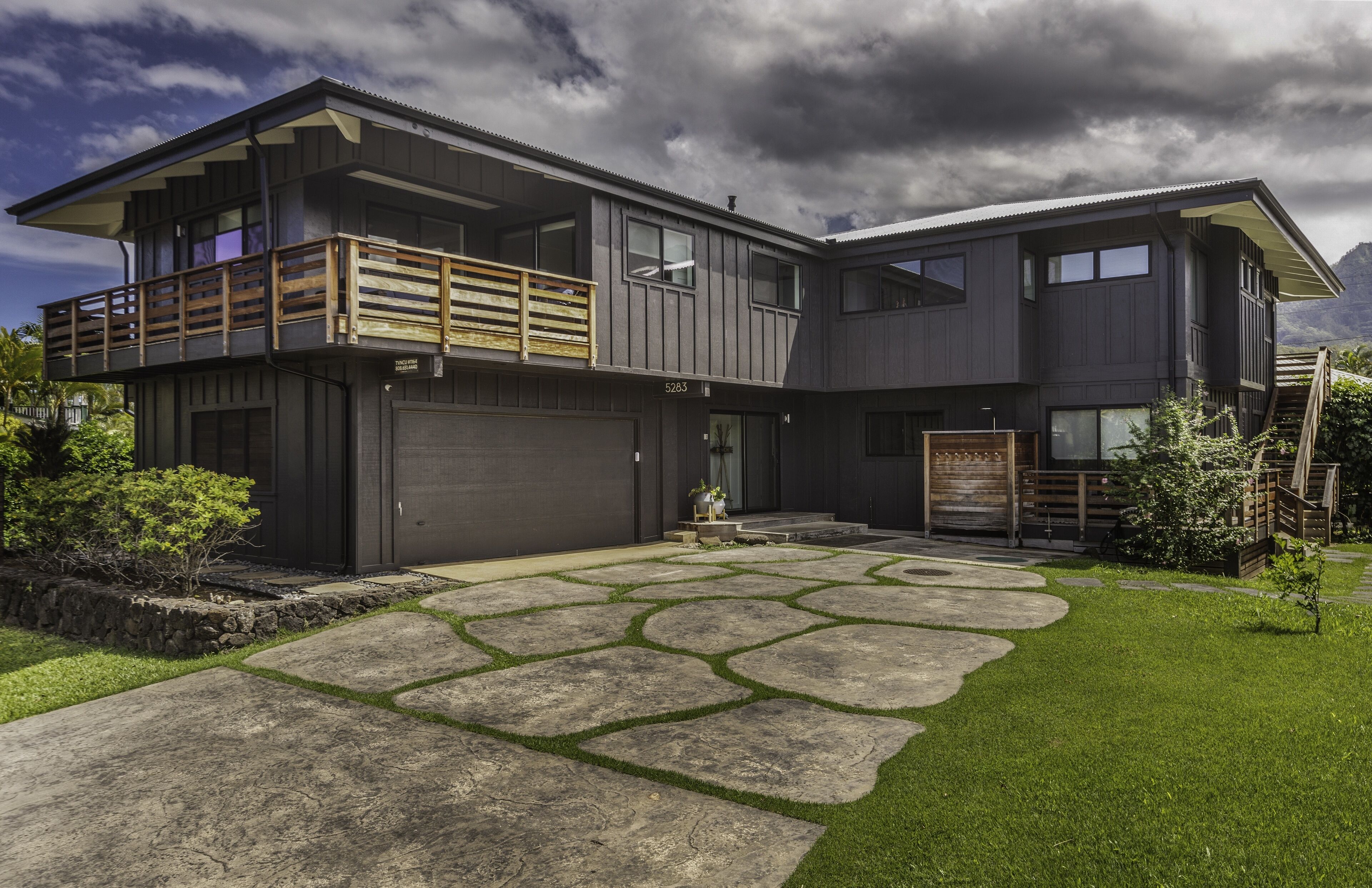 House, 5 Bedrooms | Exterior