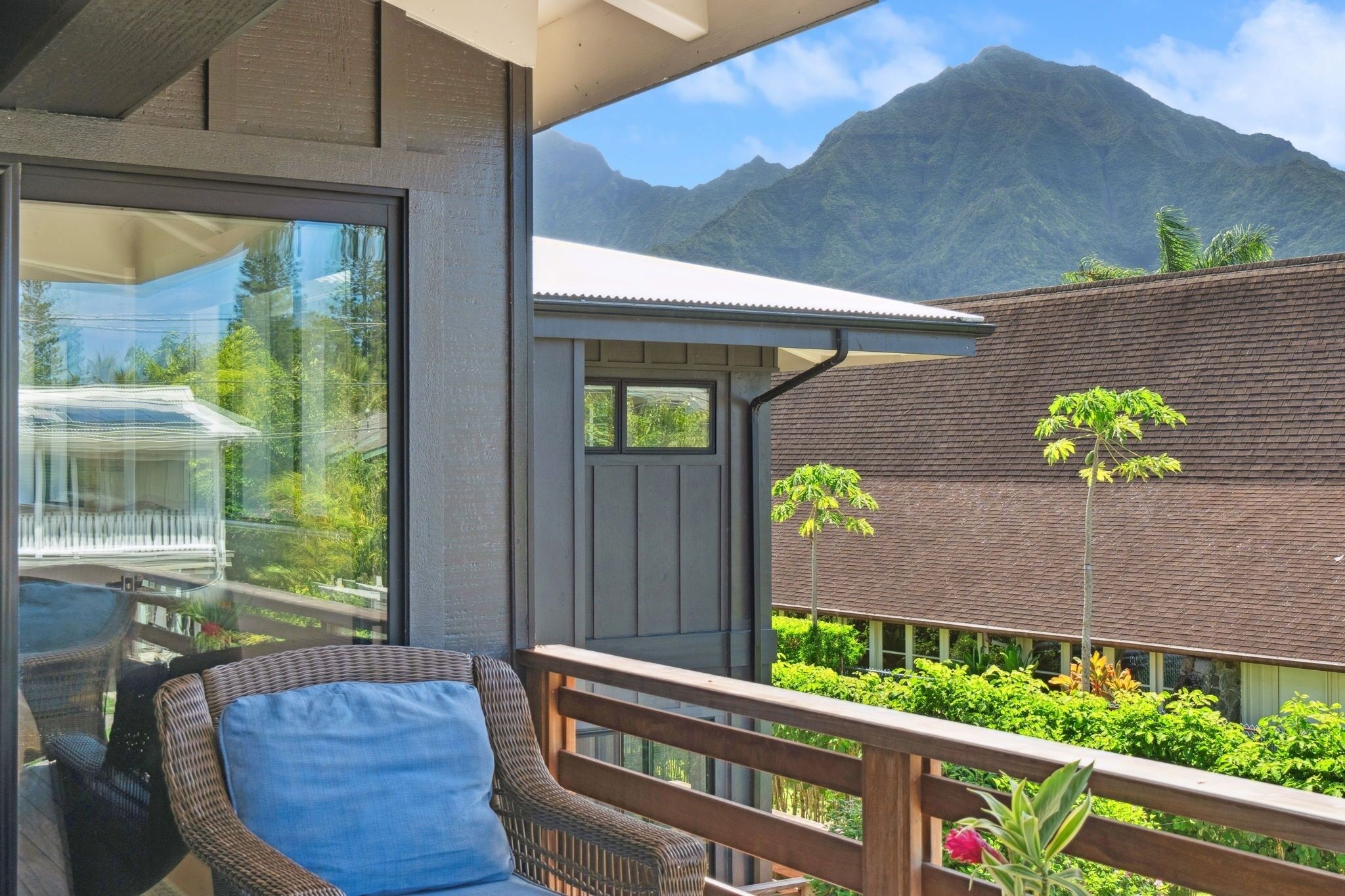 House, 5 Bedrooms | Property grounds