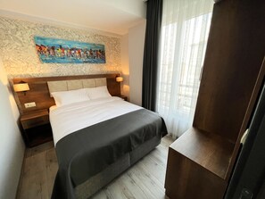 ملاءات من القطن المصري وأغطية فراش متميزة وبديكورات فريدة لكل غرفة