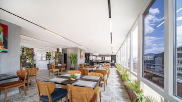 Morgenmadsbuffet hver dag (250 TRY pr. person)