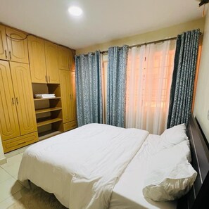 1 chambre, fer et planche à repasser, Wi-Fi gratuit, draps fournis