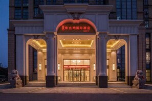 Exterior - Vienna International Hotel Kunshan Lujia Shentongyu Subway Station (Kunshan)