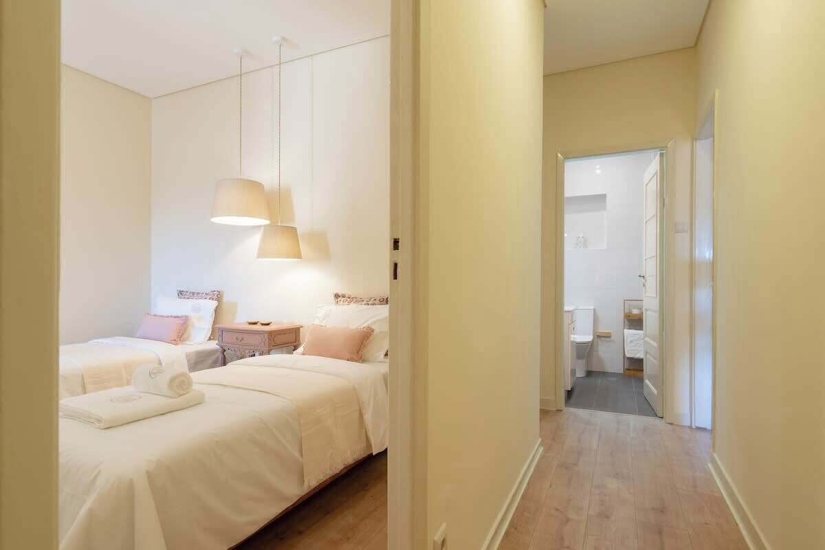 2 chambres, fer et planche à repasser, lit parapluie, Wi-Fi