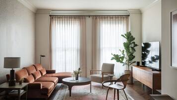 55-inch Smart TV with cable channels, TV, Netflix