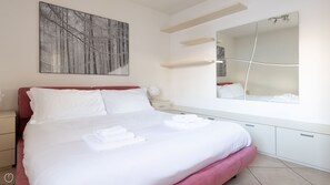 2 Schlafzimmer, Bügeleisen/Bügelbrett, kostenloses WLAN, Bettwäsche