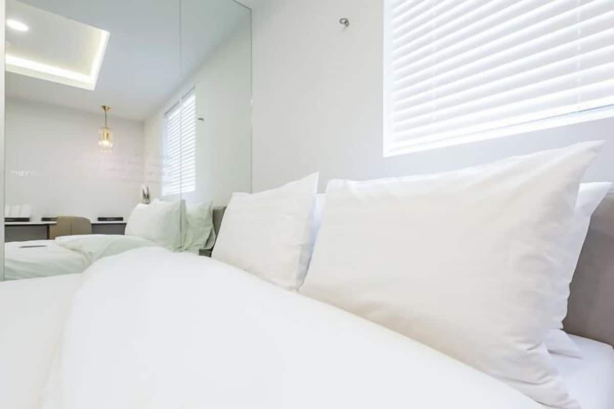 Literie de qualité, décor unique, ameublement unique