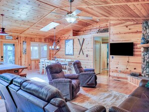 Smart TV, fireplace, books