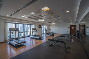 Fitness facility - HiGuests - Goldcrest Views 1 (Dubai)