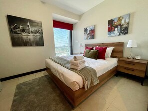 Classic Apartment | 2 bedrooms, iron/ironing board, free WiFi - HiGuests - Goldcrest Views 1 (Dubai)