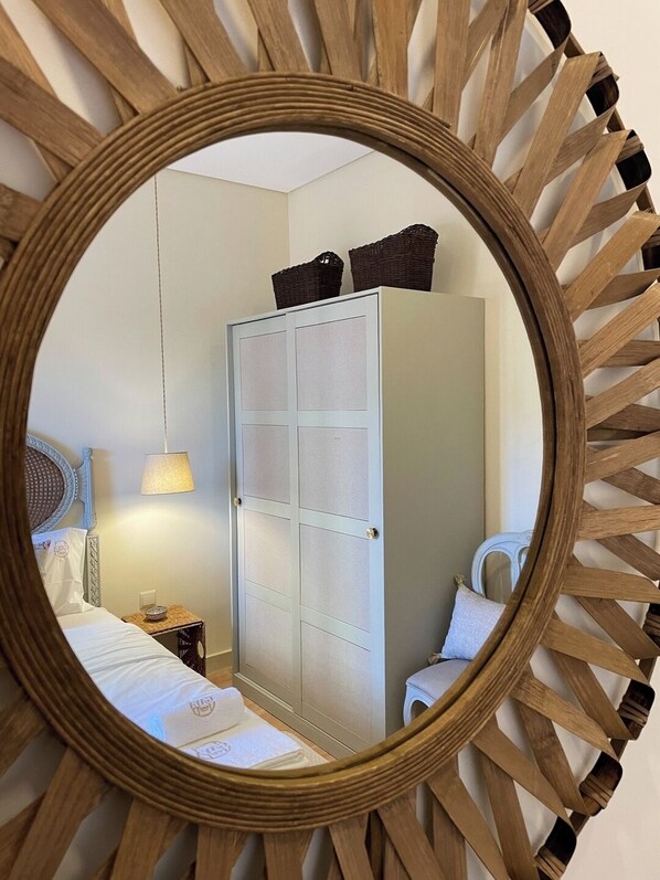 2 dormitorios, tabla de planchar con plancha, wifi y ropa de cama