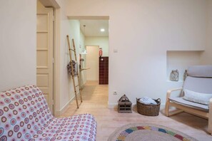 2 Schlafzimmer, Bügeleisen/Bügelbrett, Reisekinderbett, WLAN