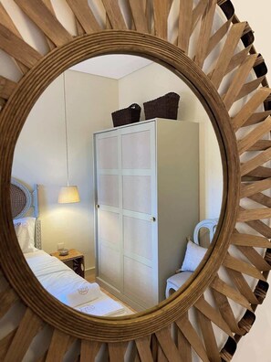 2 makuuhuonetta, silitysrauta/-lauta, vauvan matkasänky, Wi-Fi