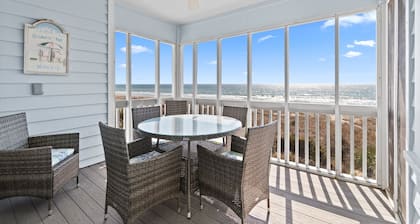 Stunning Ocean Front Home W/ Private Pool 4BR 4 1/2 Bath and Brand New Kitchen