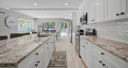 Tropical Siesta Key Home with Incredible Pool, Hot Tub, and Patio!