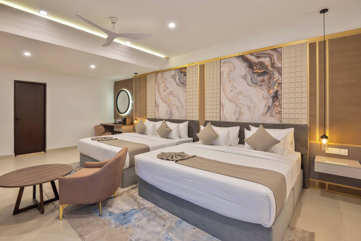 Deluxe Studio Suite, Partial Ocean View | Premium bedding, memory foam beds, minibar, in-room safe