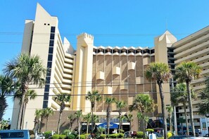 Exterior - 4BR oceanfront, 8th fl, big balcony in Ocean Reef (Myrtle Beach)