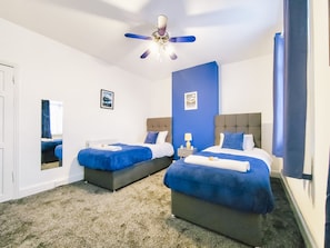 2 bedrooms, iron/ironing board, WiFi, bed sheets - ✪Cosy Home✪ Near NEC, BHX, Bullring & Solihull (Birmingham)