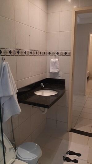 Shower - House in Natal Cond. Gated community with swimming pool. (RN)