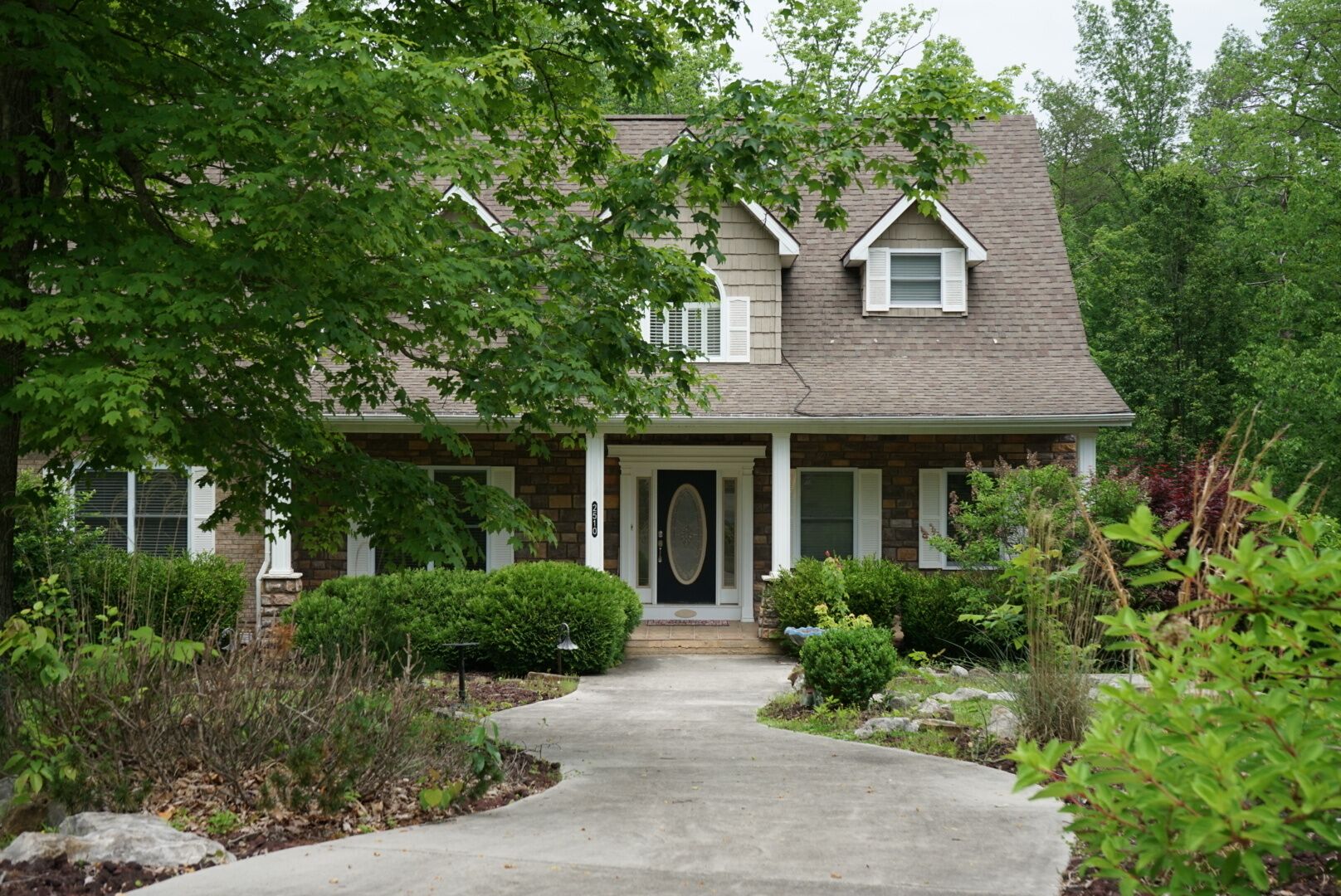 Lakeview Paradise 1R- Fun, Lake Cumberland, Golf Carts, Pickleball, Pool